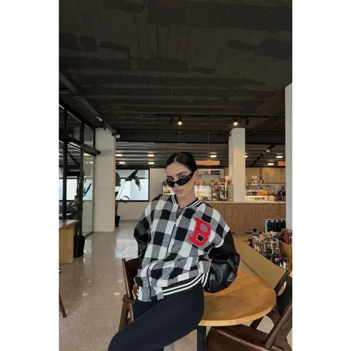 Pötikare Desen Harf Nakışlı Kolej Ceket - Siyah