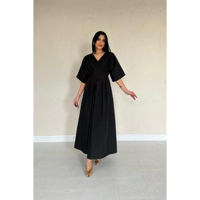 Siyah Pileli Uzun Elbise