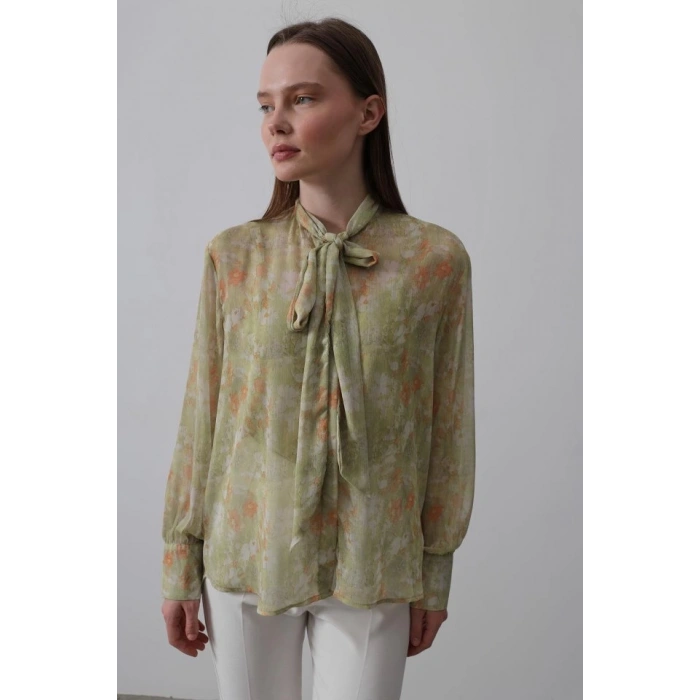 Yakası Fularlı Şifon Gömlek - Fıstık Yeşili