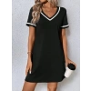 Kadın Kısa Kollu V çizgili Yakalı Kısa Viskon Elbise