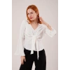 Ön Bağlamalı Volan Kol Beyaz Bluz