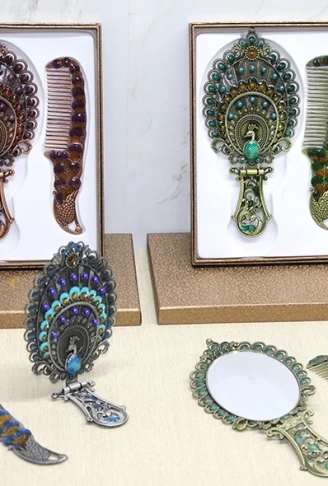 Tavuskuşu Katlanabilir Ayna Ve Tarak Seti Büyük Boy Alk4982 (  )