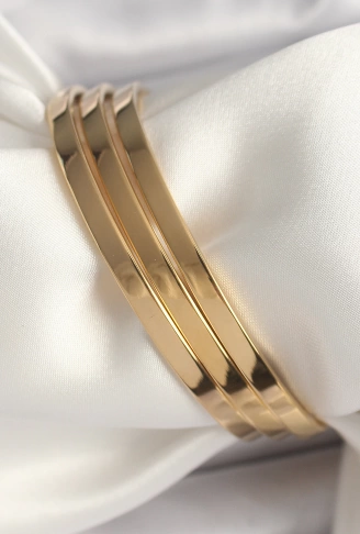 316L Çelik Gold Renk Ajda Model 60 mm Kadın Bilezik