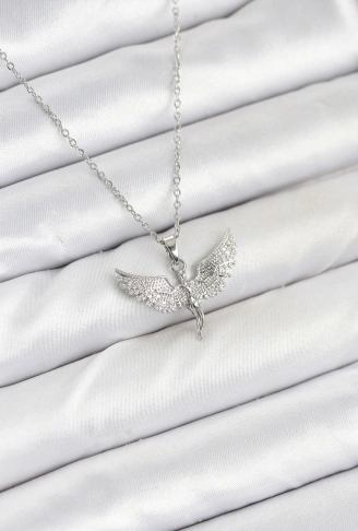 316L Çelik Zincir Gümüş Renk Melek Model Kadın Kolye