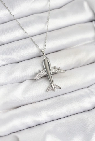 316L Çelik Zincir Gümüş Renk Uçak Model Kadın Kolye