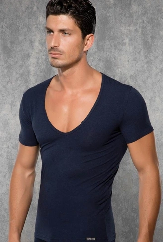 Doreanse  Yırtık Yaka Erkek T-Shirt 2820