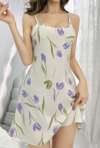 Kadın Beyaz Çiçekli Desenli Askılı Gecelik 5109