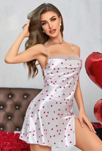Kadın Beyaz Fuşya Kalp Desenli saten Gecelik 2219