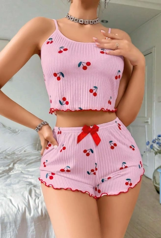Kadın Pembe Kiraz Desenli Askılı Şortlu Pijama Takım 5044