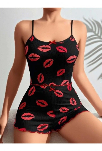 Kadın Siyah Dudak Desenli Şortlu Pijama Takımı 5057