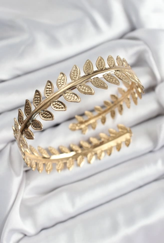 Pirinç Yaprak Model Gold Renk Kadın Pazu Bileklik