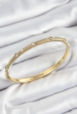Pirinç Zirkon Taşlı Vintage Model Gold Renk Kadın Kelepçe