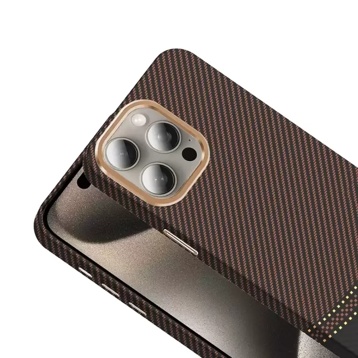 Apple İphone 15 Pro Kılıf Magsafe Şarj Karbon Fiber Görünümlü Hafif Sağlam Lopard Gros Kapak Telefon Kılıfı