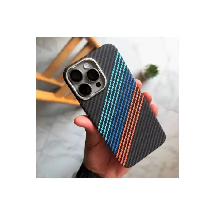 16 Pro Karbon Fiber Metal Kamera Korumalı Kılıf İnce Sert Magsafe Arka Kapak Koruma Siyah Mor Kahve