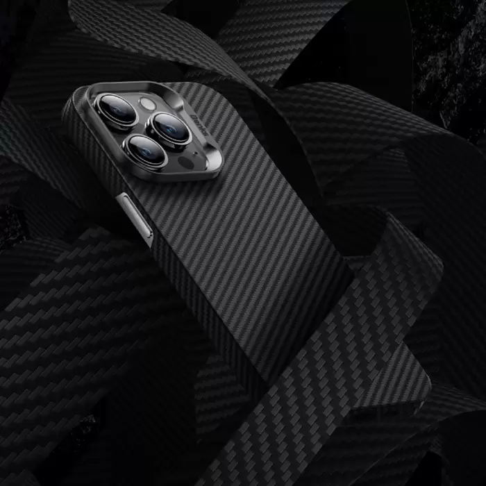 Apple İphone 14 Kılıf Karbon Fiber Benks 600d Essential Kevlar Kapak