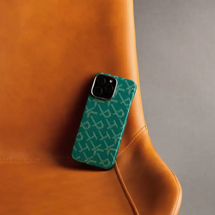 Apple İphone 16 Pro Kılıf Magsafe Şarj  Aramid Fiber Pitaka Tactile Woven Monogram Series Kapak