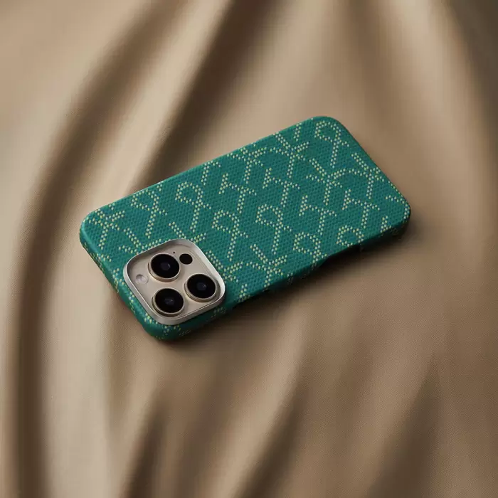 Apple İphone 16 Pro Kılıf Magsafe Şarj  Aramid Fiber Pitaka Tactile Woven Monogram Series Kapak