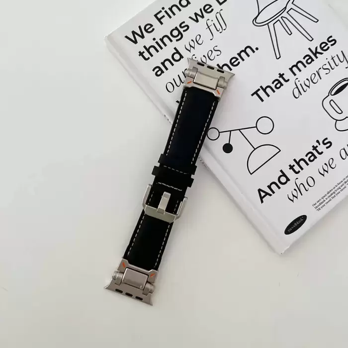 Apple Watch 42mm Lopard KRD-114 Metal Başlıklı Suni Deri Kordon