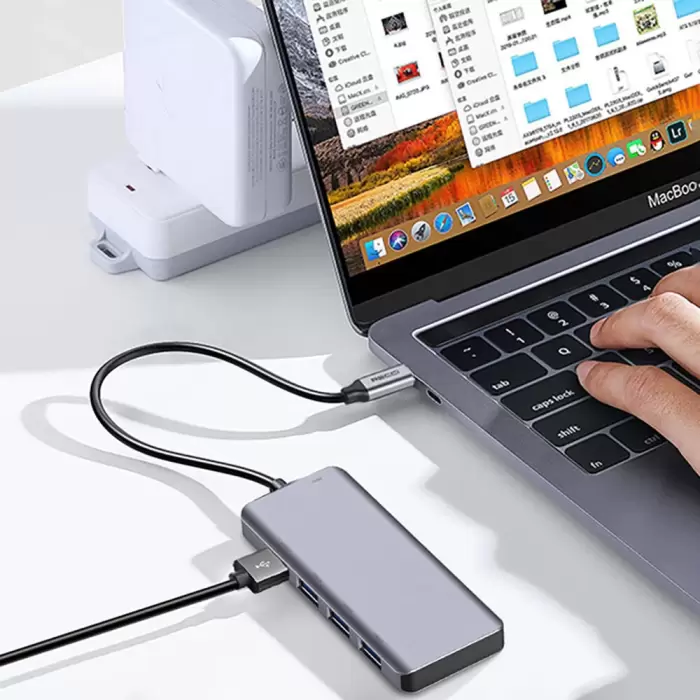 Recci Rh06 Type-c To 4 Usb3.0 + Micro Bağlantı  5in1 Usb Çoğaltıcı Hub