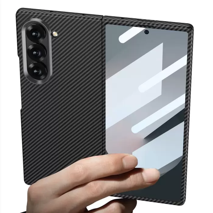 Samsung Galaxy Z Fold 6 Kılıf Kamera Korumalı Karbon Fiber Tasarımlı Arka Yüzey  Kıpta Karbon Kapak