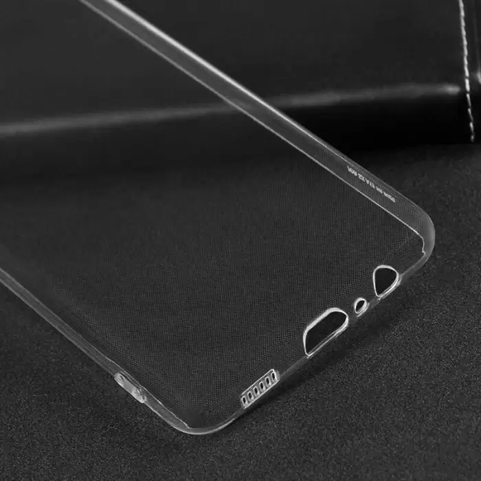 Samsung Galaxy A04S Kılıf  Kamera Korumalı Renksiz Şeffaf Esnek Silikon Kapak Süper