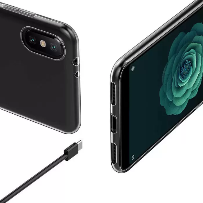 Xiaomi Mi 8 Kılıf  Kamera Korumalı Renksiz Şeffaf Esnek Silikon Kapak Süper