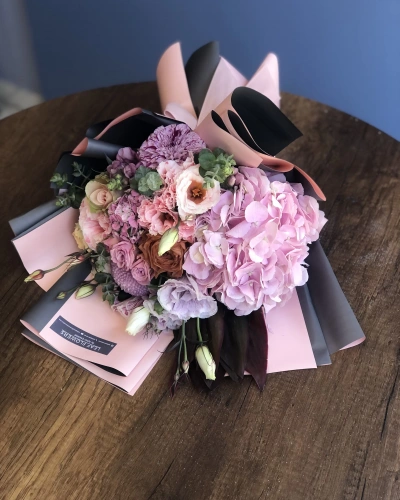 Pembe Çiçek Buketi