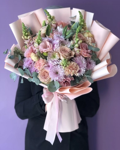 Pembe Krem Mevsim Çiçeği