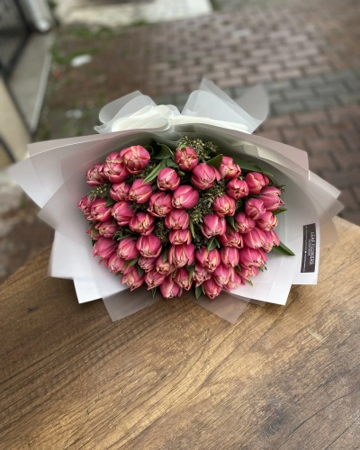 Pembe Kolombos Lale Buketi