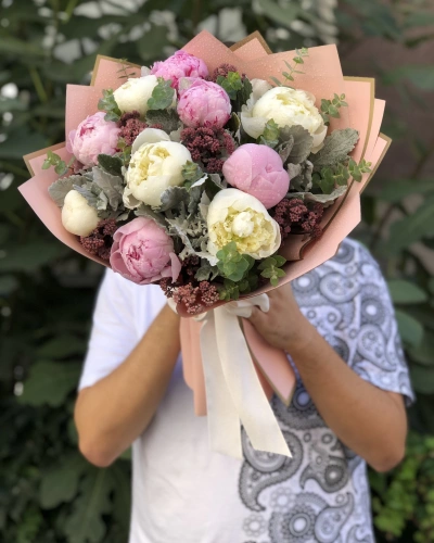 Beyaz Pembe Şakayık