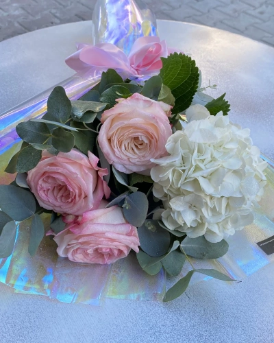 Ortanca Pembe Gül Buketi