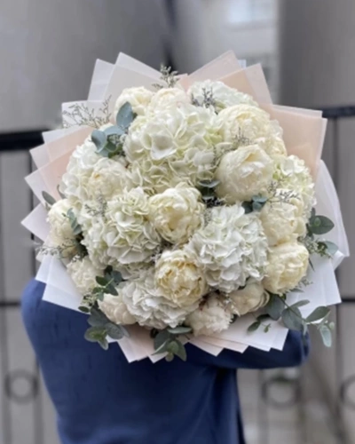 Beyazlı Şakayık Ortanca Buketi