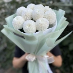 باقات الأقحوان والزهور البرية
