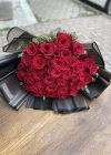 Siyah Kırmızı Gül Buketi