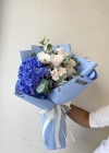 Mavi Ortanca Krem Gül Buketi
