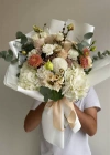 Beyaz Turuncu Krem Mevsim Buketi