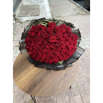 Large Red Rose Bouquet