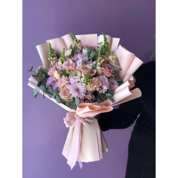 Pembe Krem Mevsim Çiçeği