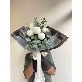 Beyaz Siyah Anastasia Buketi
