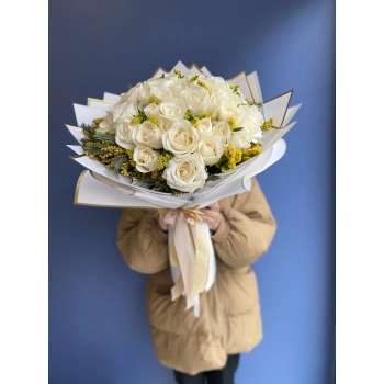 White Yellow Rose Bouquet