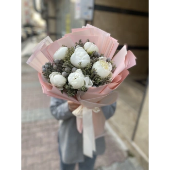 Peony Bouquet White