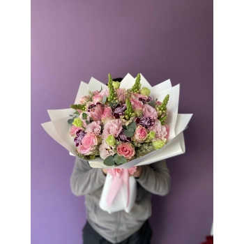 Pink Rose Spring Bouquet