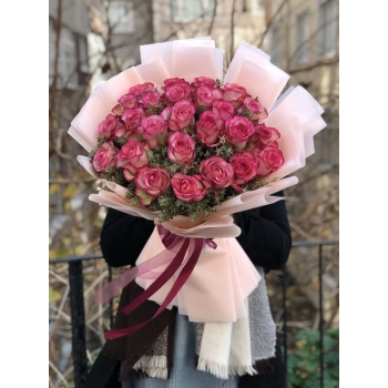 Equator Pink Rose Bouquet