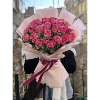 Equator Pink Rose Bouquet