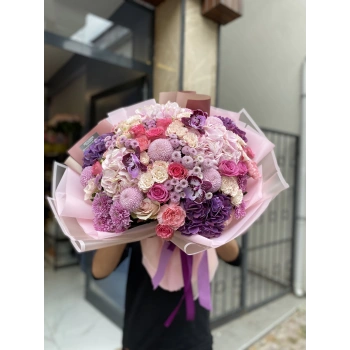 Lilac Purple Colored Spring Bouquet