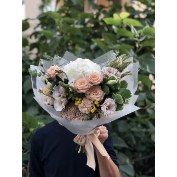 Cappuccino Spring Bouquet