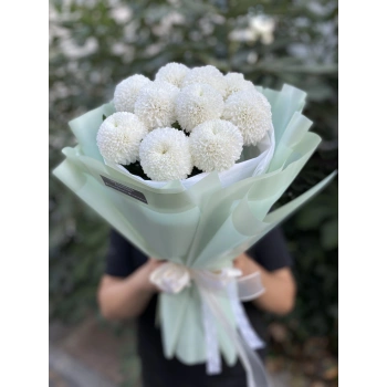 White Anastasia Bouquet