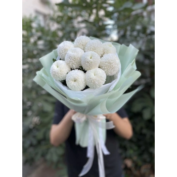 White Anastasia Bouquet