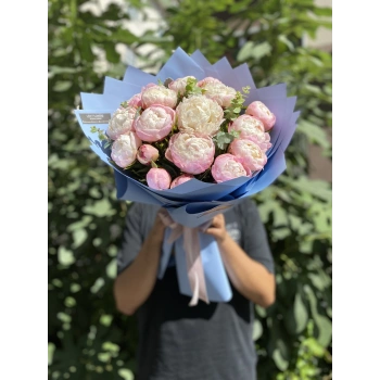 Gardenya Peony Bouquet
