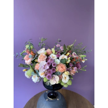 Arrangement Colorful Black Goblet